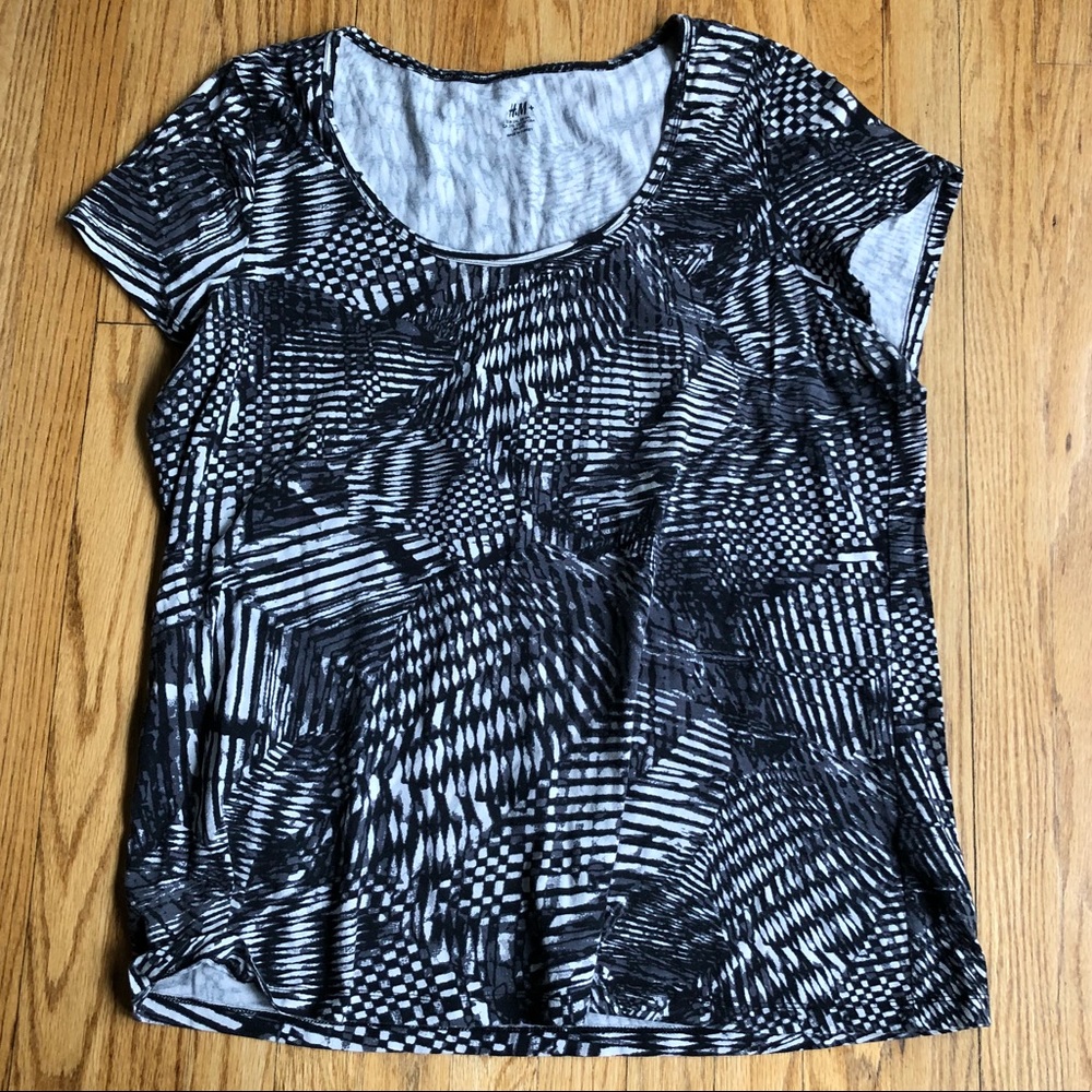 Printed tee